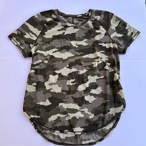 Lululemon UVP Run Short Sleeve Top